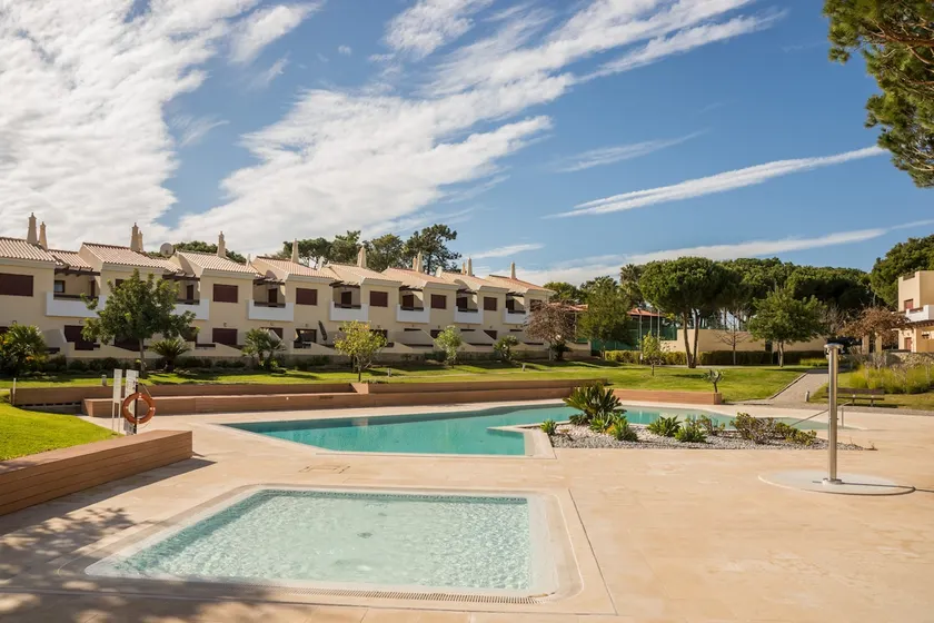 Vilamoura Typical 3 With Pool by Homing - Image 1