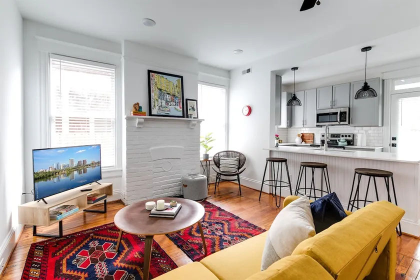 The Marshall, 2BR/BA Church Hill Retreat - Image 1