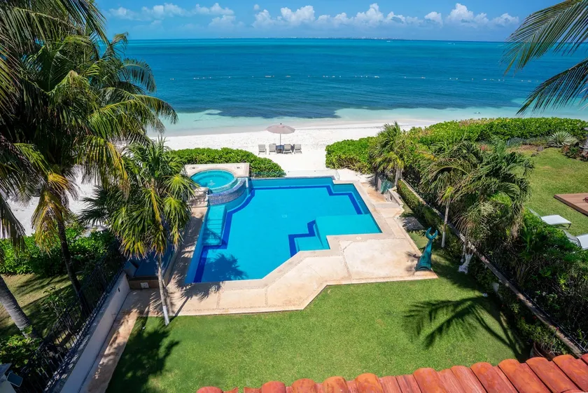 Villa Serena | 6BR | Beachfront & Private Pool - Image 1