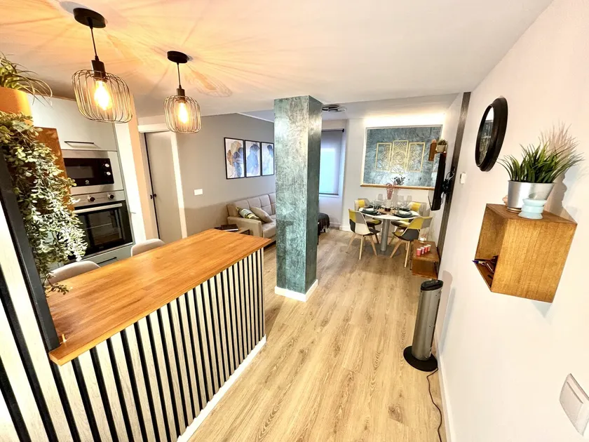 imak Ave neighborhood - Image 1