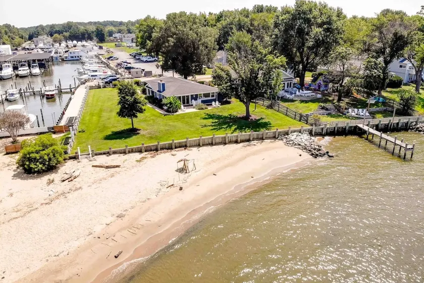 Private Beach and Bay Views at One-Level Home - Image 1