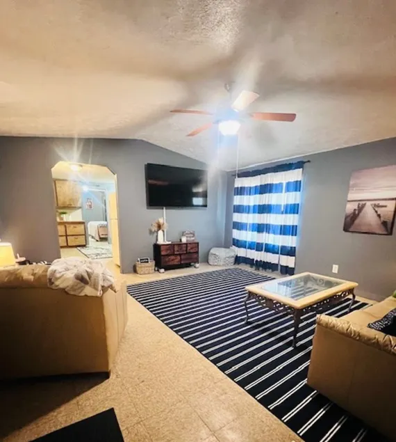 Rachel's Place - Image 1