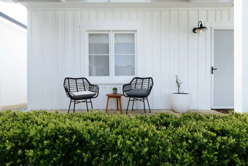 Stylish Coastal Escape with Comfort and Charm - Image 1