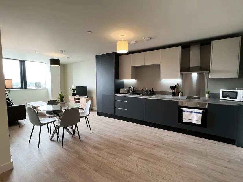 Apartment-Two Bedroom-Economy-City View- - Image 1