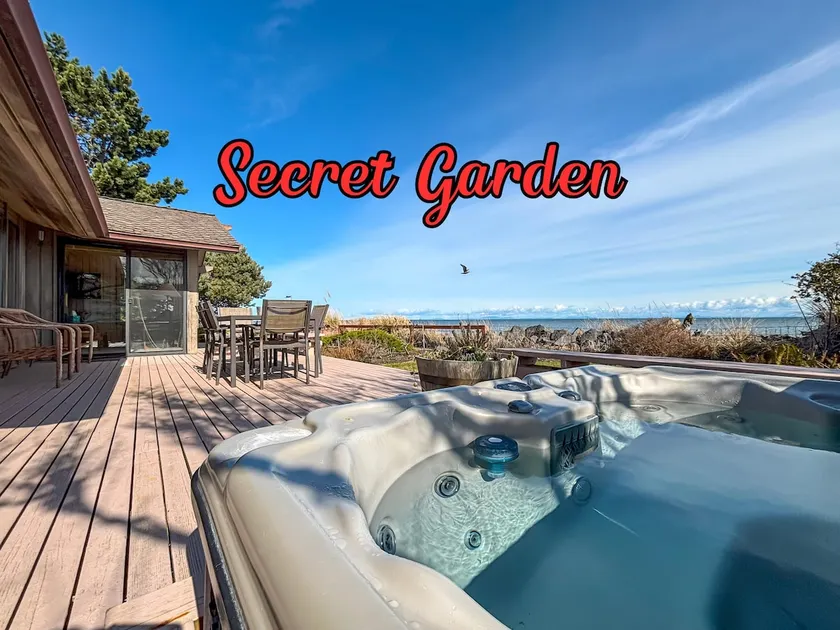 Secret Garden:Beachfront 3BR with Hot Tub - Image 1