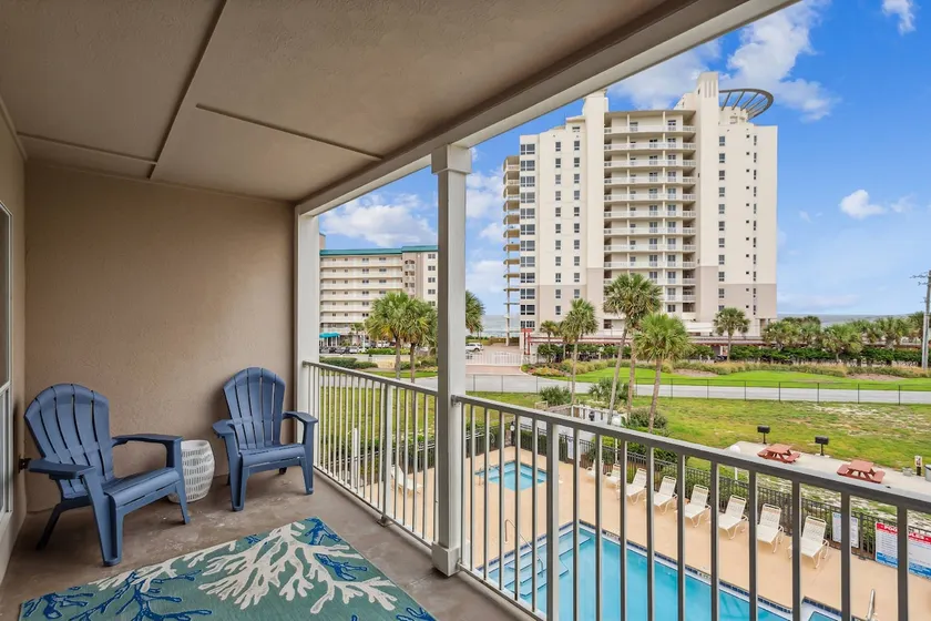 Completely Renovated 1BR Condo |Grand Caribbean W - Image 1
