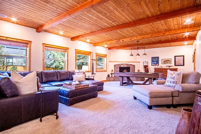 Cranbrook Cottage - Family Home + Hot Tub + Pool Table - Image 1