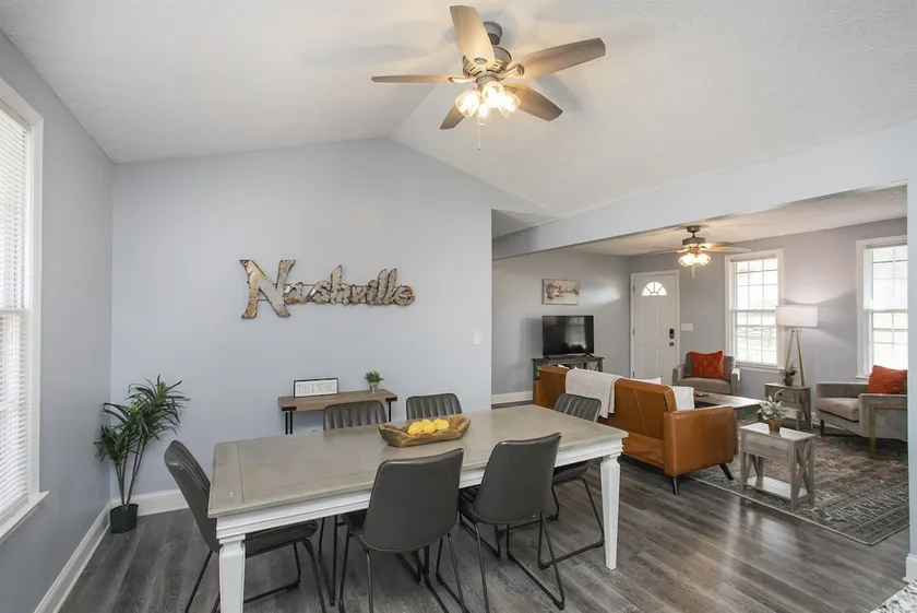 Nashville Game House Retreat Sleeps 14 w Firepit - Image 1