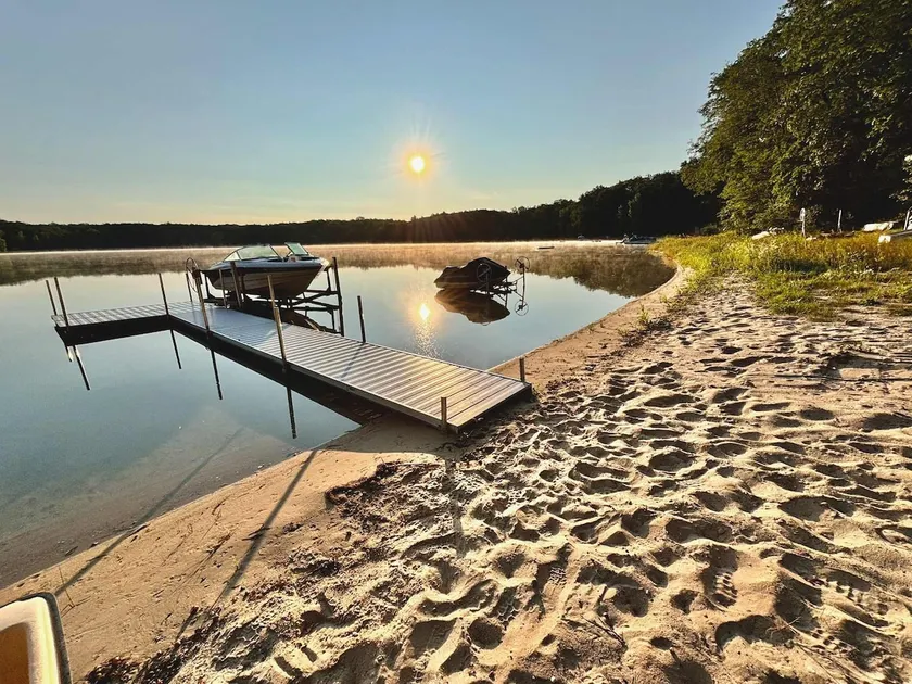 Soaking Spot on Sand Lake, Irons - Image 1