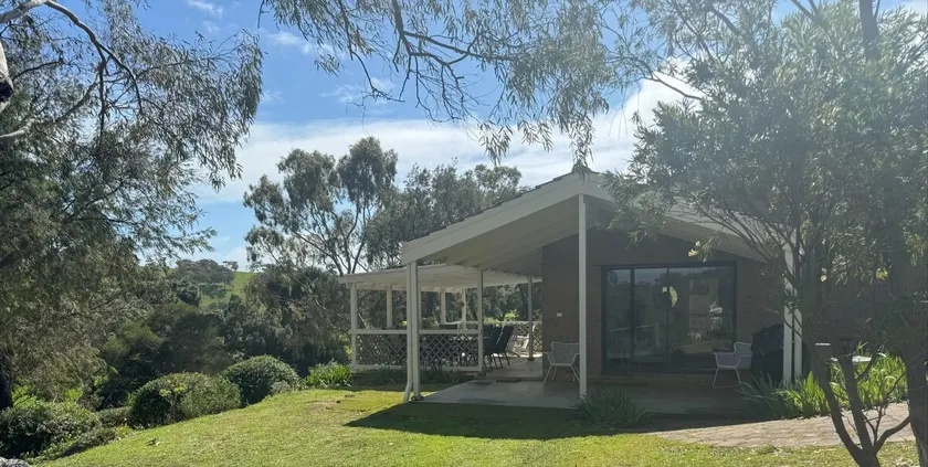 Yankalilla Foothills Retreat - Image 1