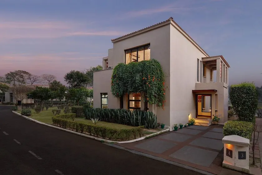 3 BD Golf-Facing Stay | Greens Retreat Villa - Image 1