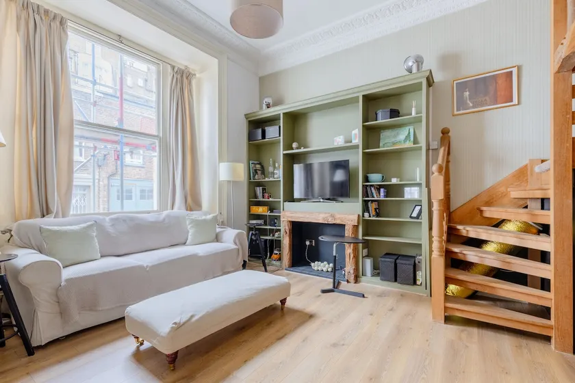 Charming Mezzanine Studio Heart of Paddington - Image 1