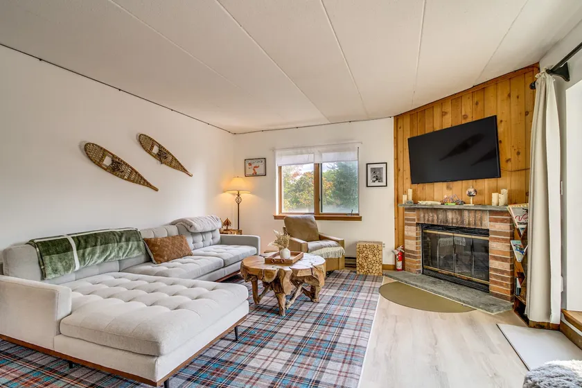 'bearfoot Apres' Mtn-view Condo < 1 Mi to Mt Snow! - Image 1