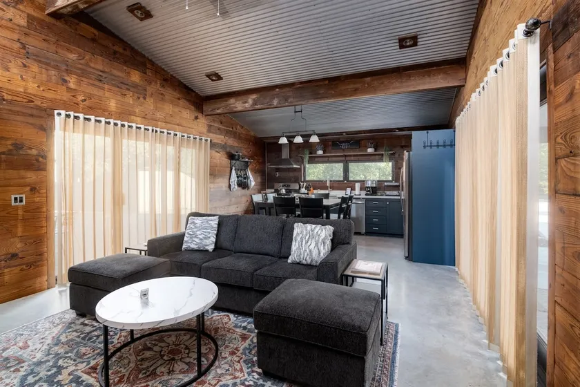 Luxury S Austin Home + Casita - Image 1