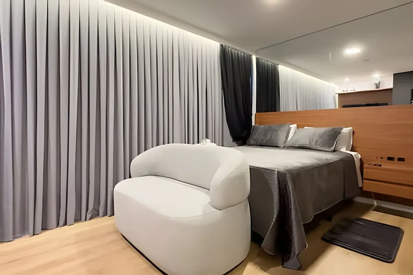 Modern studio with pool near Oktoberfest! - Image 1