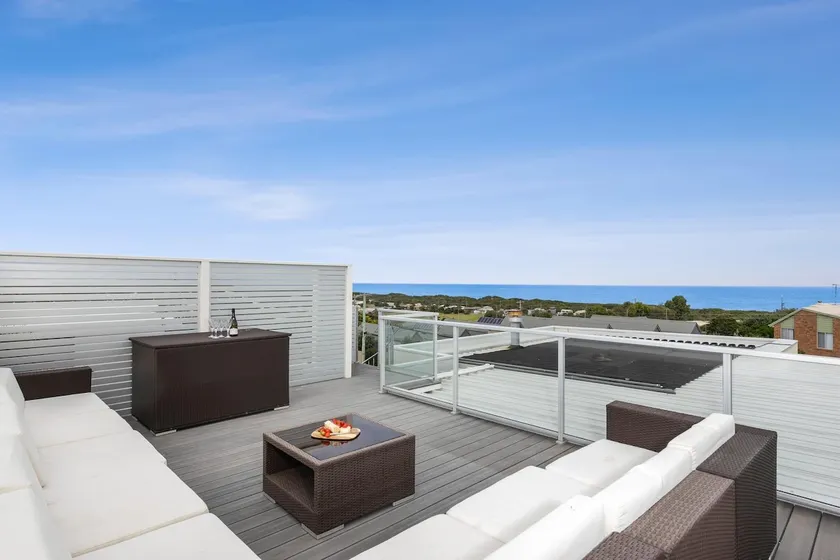 Sea Panorama on The Parade with pool - Image 1