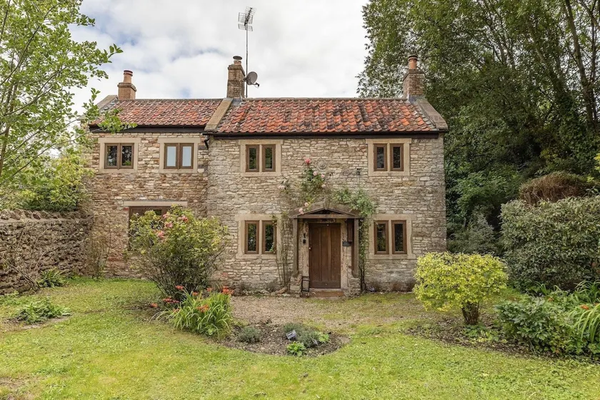 Beautiful Cottage nr Mendip Hills Private Parking - Image 1