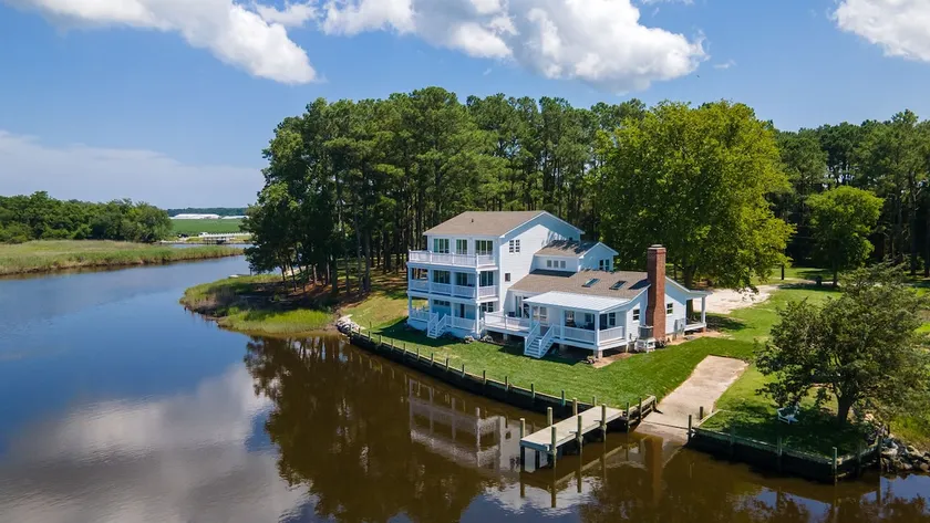 Creek House | Luxury Waterfront + Resort Pool - Image 1