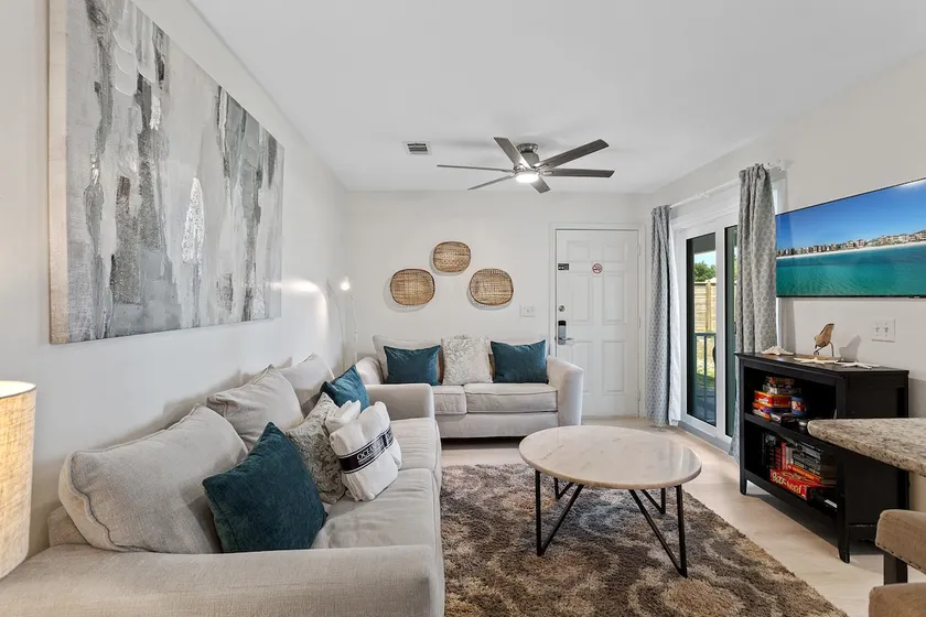 Beachside Villas 623 - Image 1