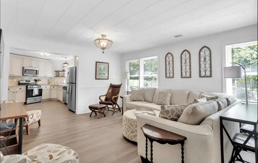 The Acworth Peach/DT Acworth/Lakepoint/Wedding - Image 1