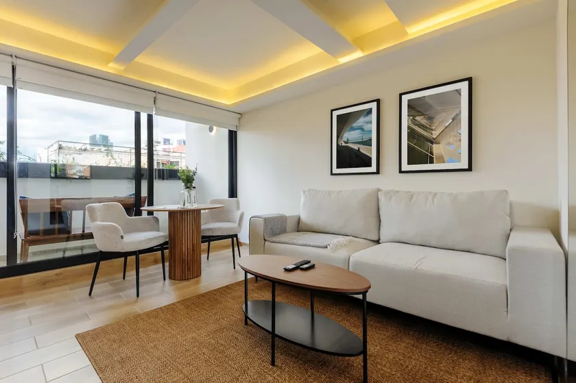 w* | Enchanting Loft w/ Exclusive Balcony in Colim - Image 1