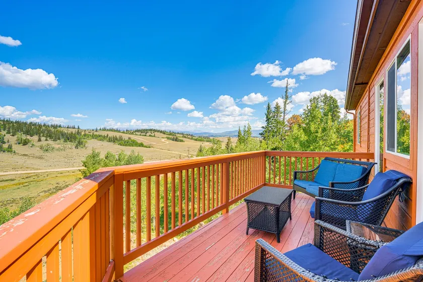 Deck & Views: Pet-Friendly Cabin in Jefferson! - Image 1