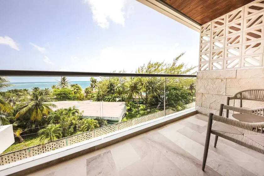 Guacamaya Apartment: Balcony, Views & Pool - Image 1
