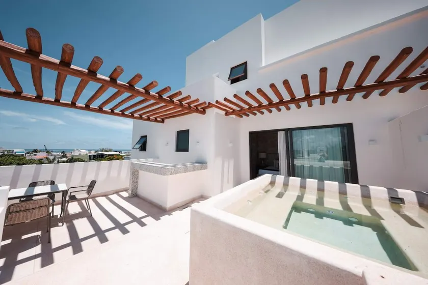 PH Nutria: Terrace, Jacuzzi & Shared Pool - Image 1