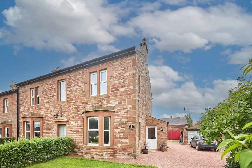Host & Stay - The Beeches - Image 1