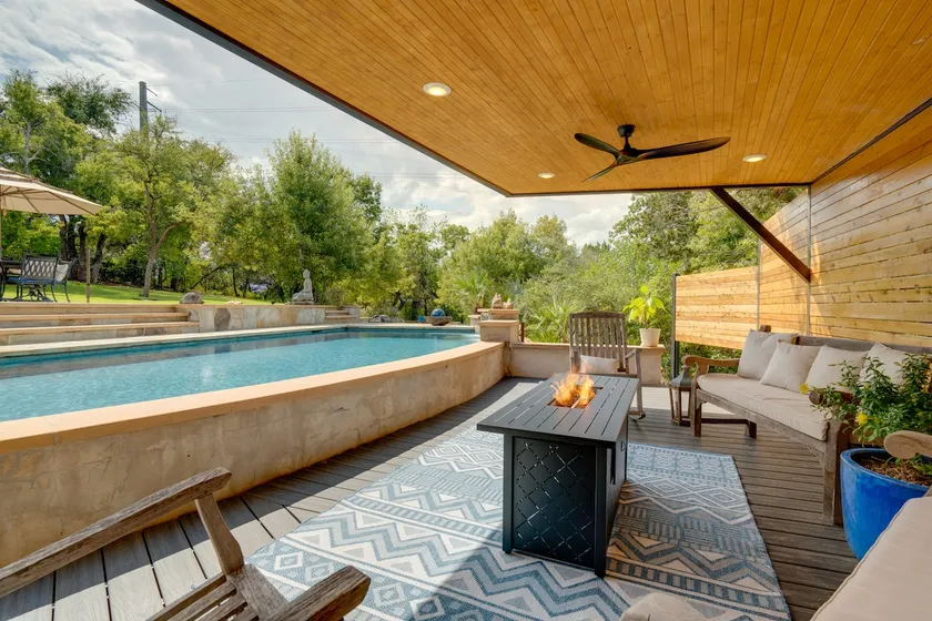 7 Mi to Zilker Park: Oasis w/ Pool & Patio - Image 1