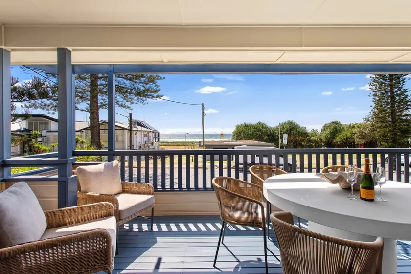 Bilinga Beachfront - Image 1