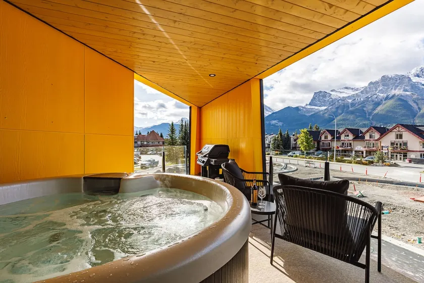 Ravens Nest - Private Hot Tub - Image 1