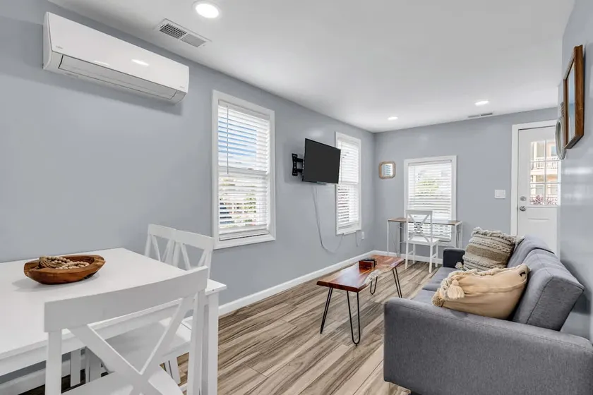 Charming 1BR Apt w/ Balcony near Beach & Asbury - Image 1