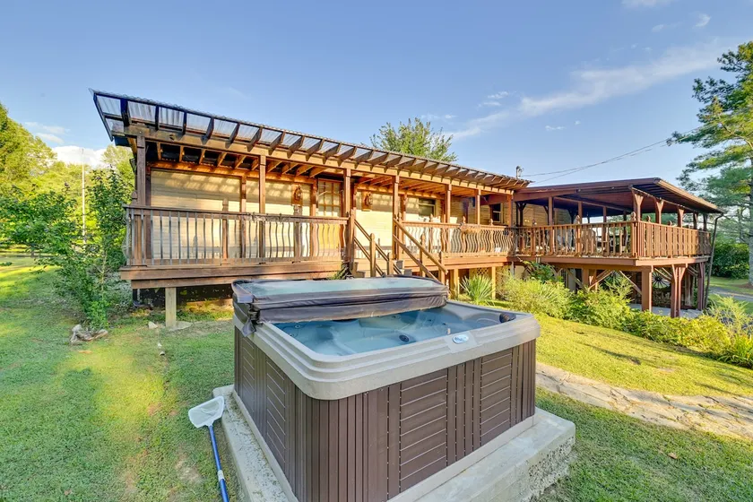 Red River Gorge Cabin: Hike + Relax! - Image 1
