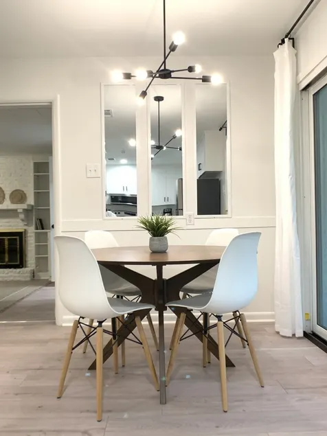 Modern 4-Bedroom Home in Little Rock - Image 1