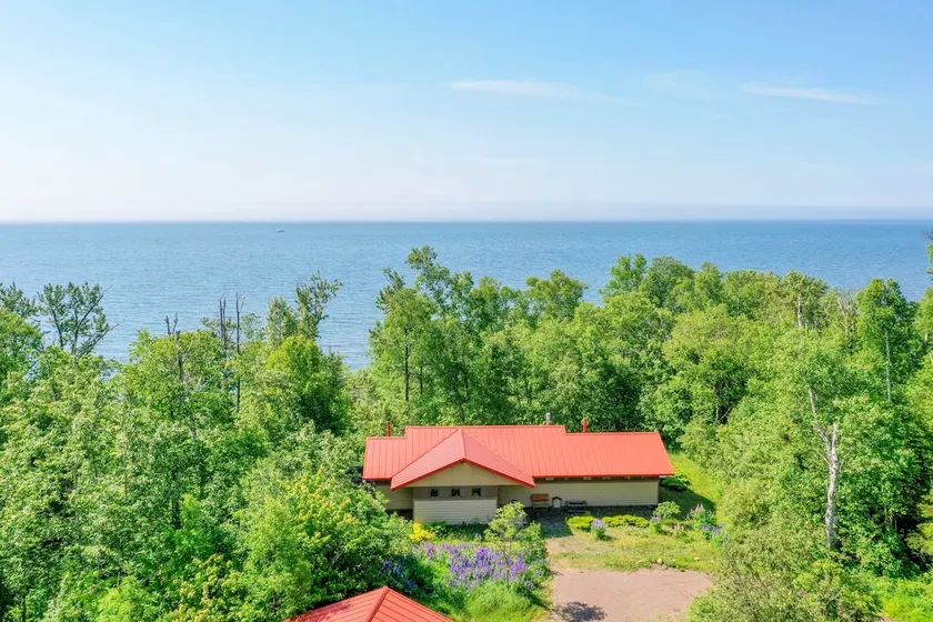 North Haven on Lake Superior in Schroeder, MN - Image 1