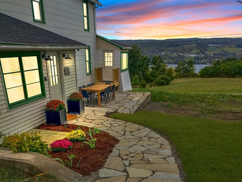 Lake View Farmhouse | Near Watkins & Wineries - Image 1