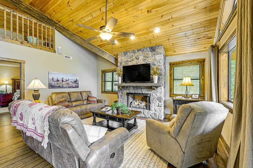 28 Acres: Home w/ Barn & Fire Pit Near Franklin! - Image 1