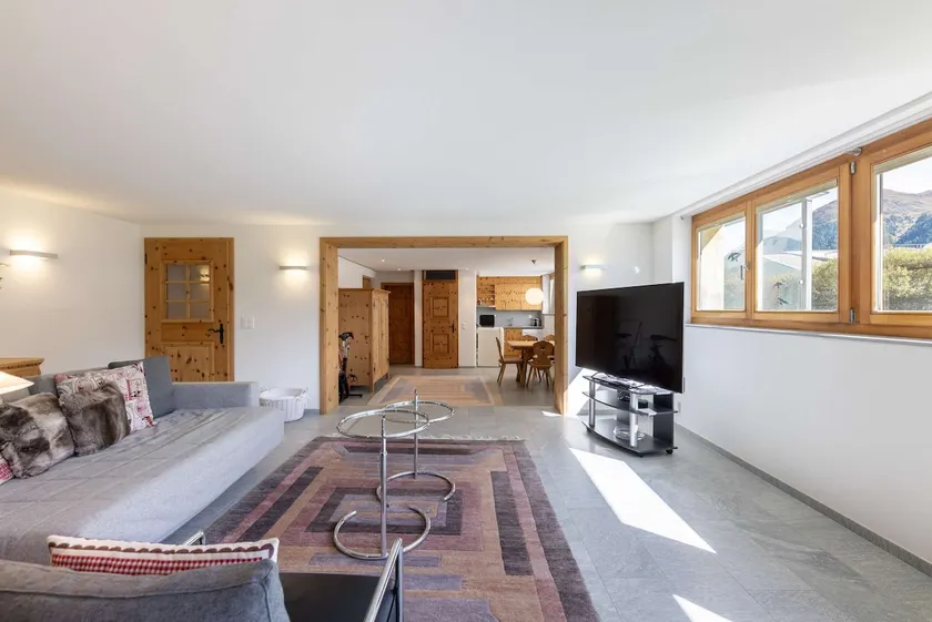 Bright Engadin Studio | Mountain Views & Parking - Image 1