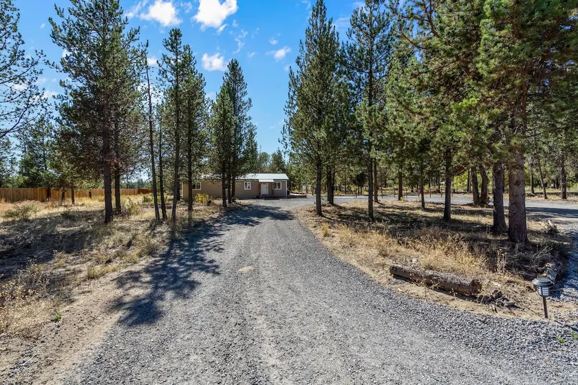 Acreage, Pickleball Court and Peacocks! - Image 1
