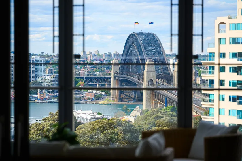 Waterfront CBD luxury 3Br best view & 2 Parkings - Image 1