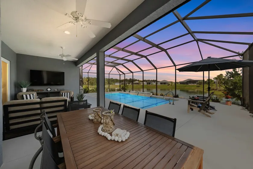 Sunset Oasis - 3/2 w/ Pool & Golf Cart - Image 1