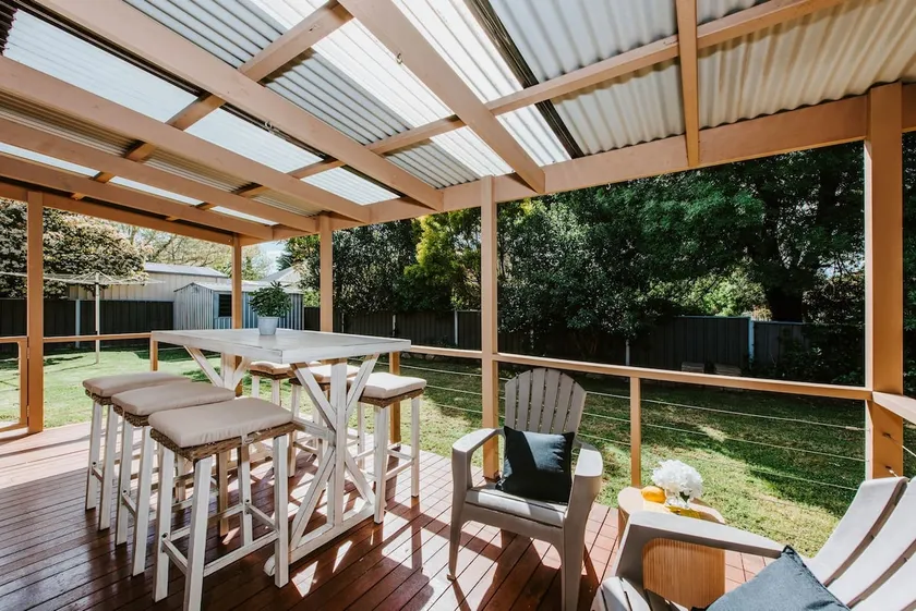 Cudgegong House: A Lush Backyard Sanctuary - Image 1