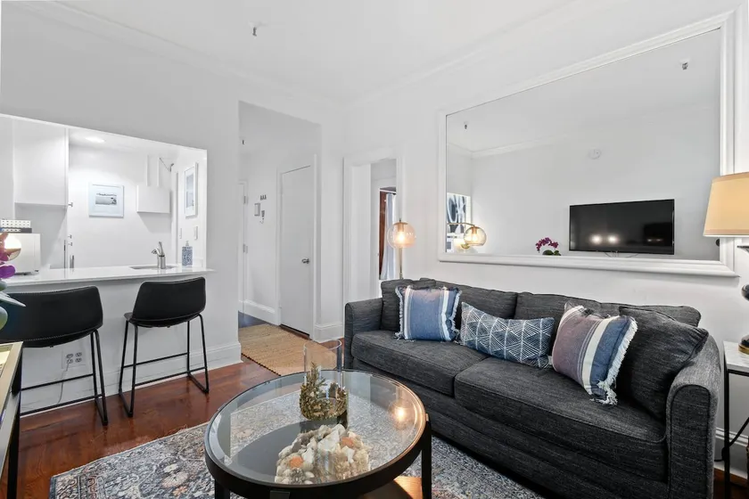 Condo/Cary Grant 1br Beach/pool/Wi-fi - Image 1