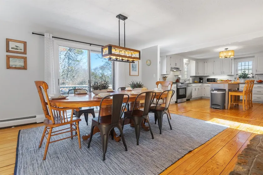 Pet Friendly Near Mayflower Beach | Pool & Hot Tub - Image 1