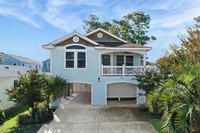 Avalon Tides: Pet-Friendly | Hot Tub | Tiki Bar - Image 1