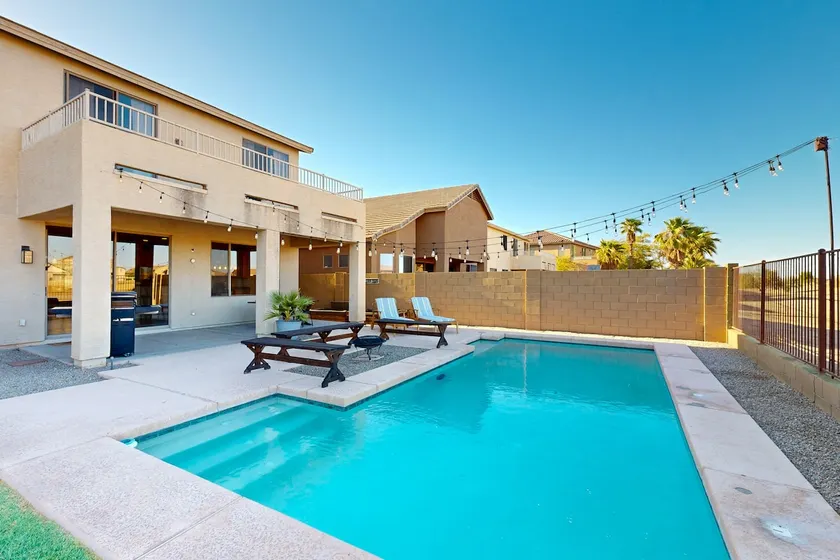 Hot Tub & Game Room: Poolside Paradise in Phoenix! - Image 1
