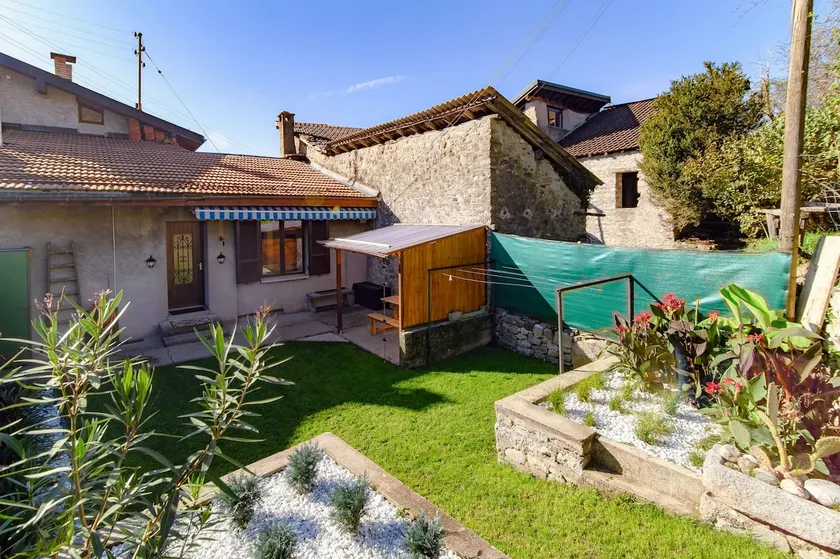 The Secret Garden by Quokka 360 - Town House in the Hamlet of Mount Brè - Image 1