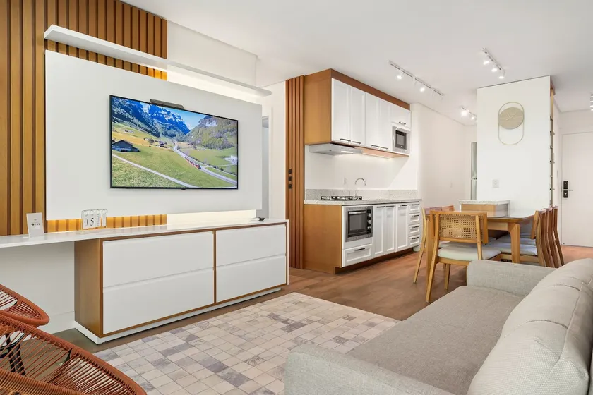 Practicality and comfort in the Center by Achei Gramado - Image 1