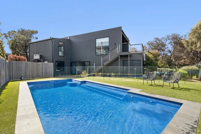 Luxury Sands Golf Escape with Pool and Views - Image 1